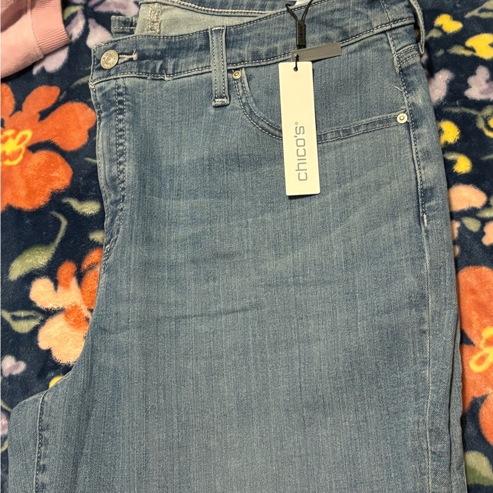 Chico's Blue Ankle Cropped Jeans with Faded Look - Picture 4 of 4